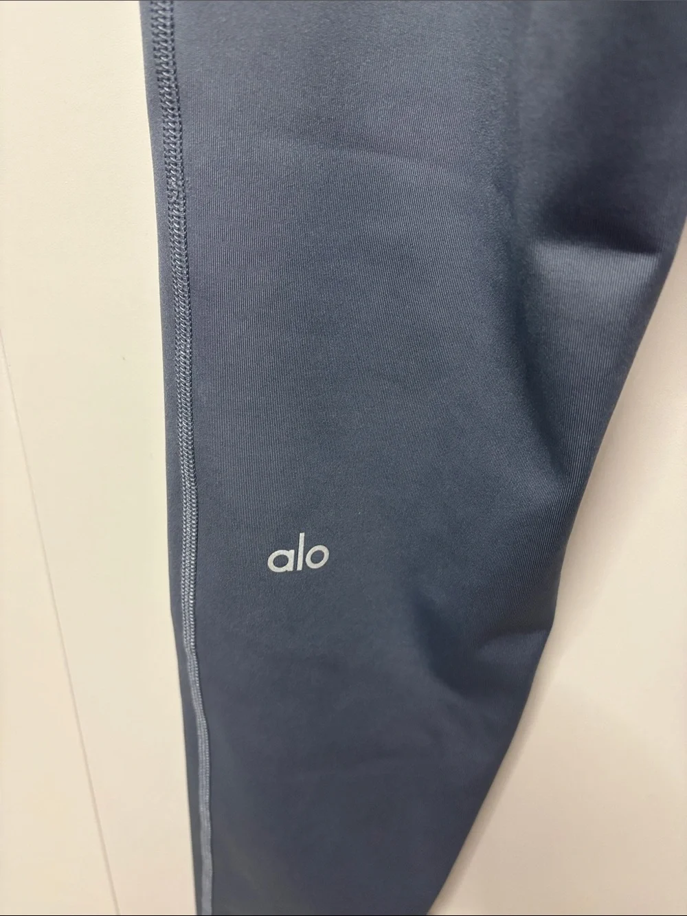 ALO Yoga new without